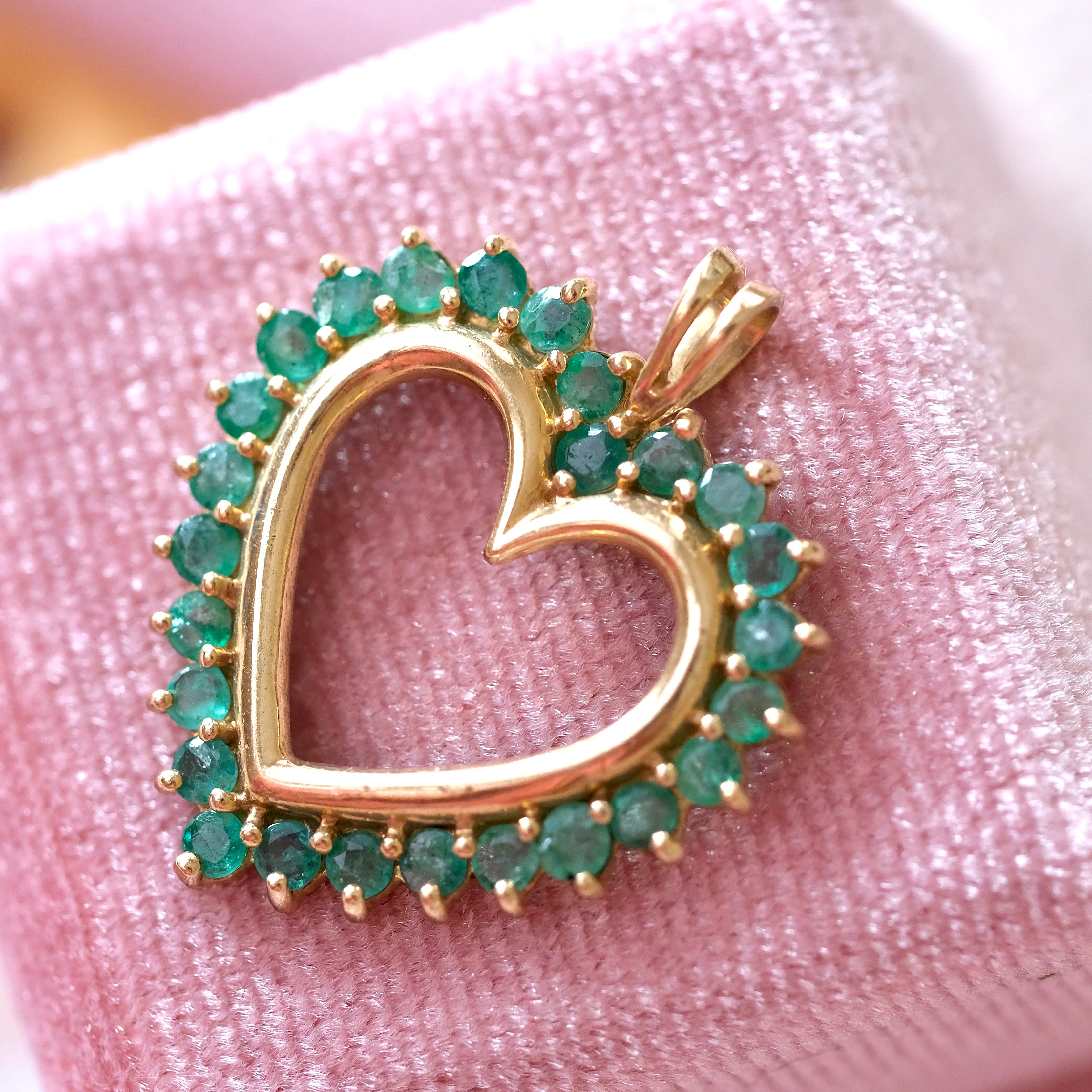 10K Yellow Gold Heart Pendant set with genuine Emerald