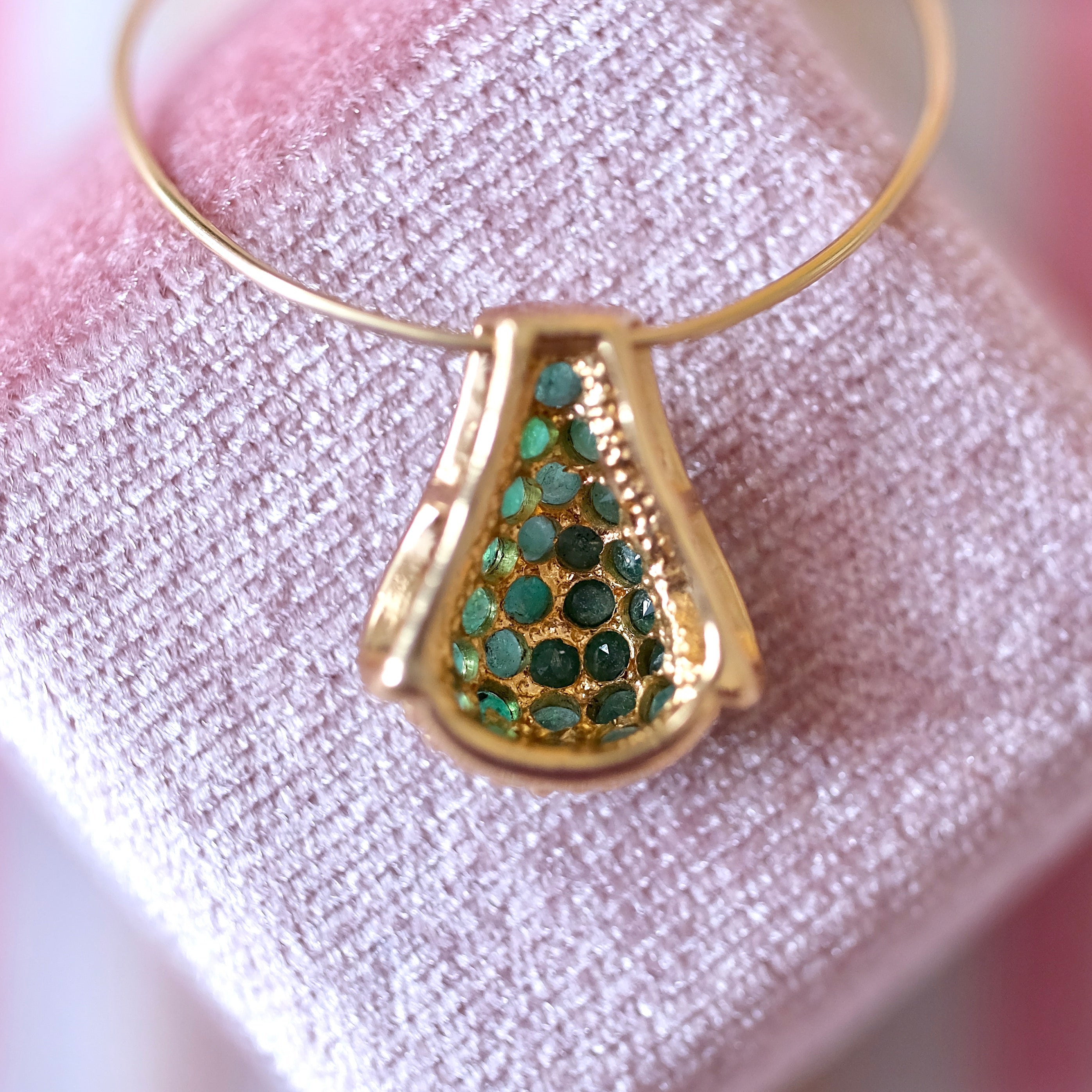 14K Yellow Gold Shell Look Pendant with Emerald Stones - MAY Birthstone