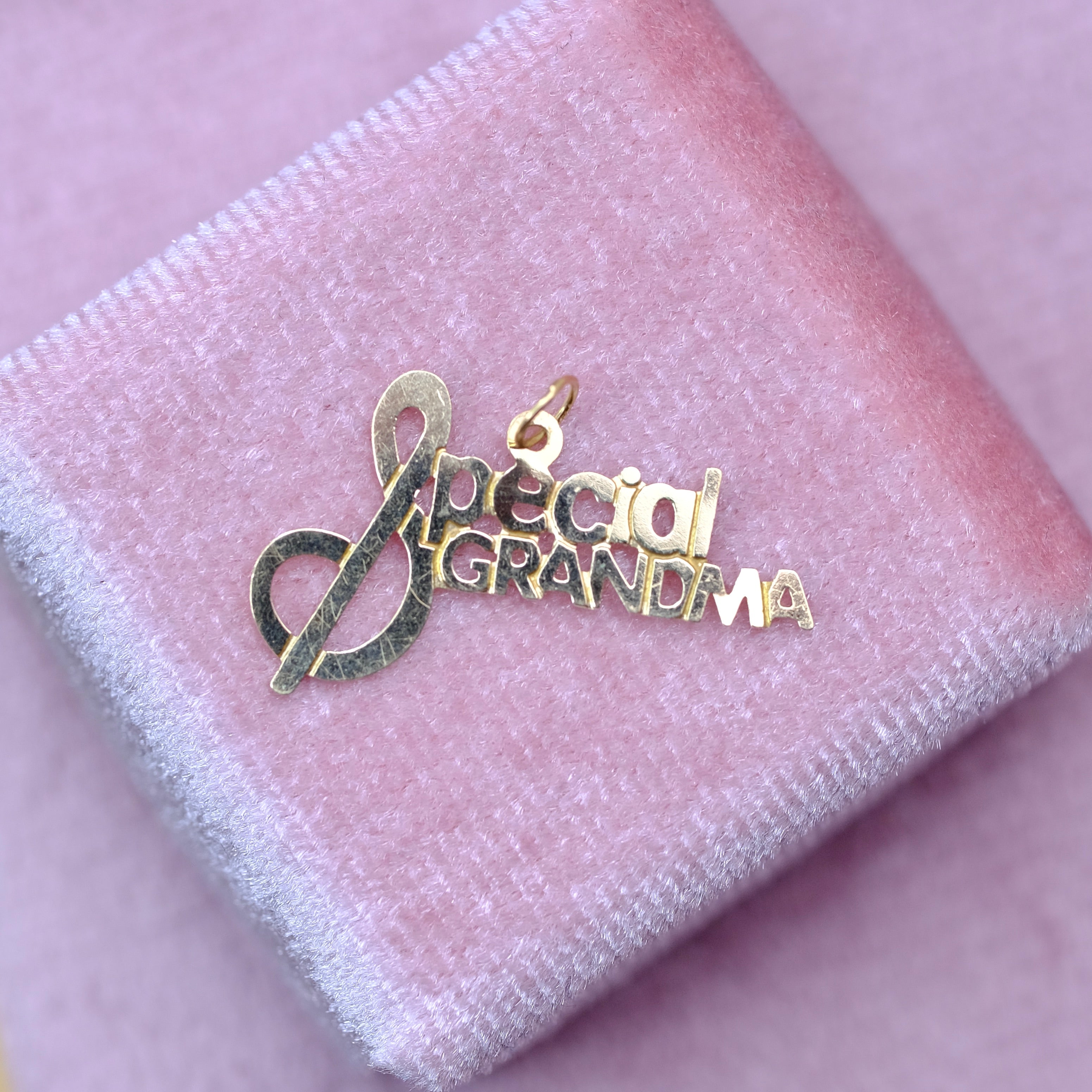 14KY Special Grandma Charm