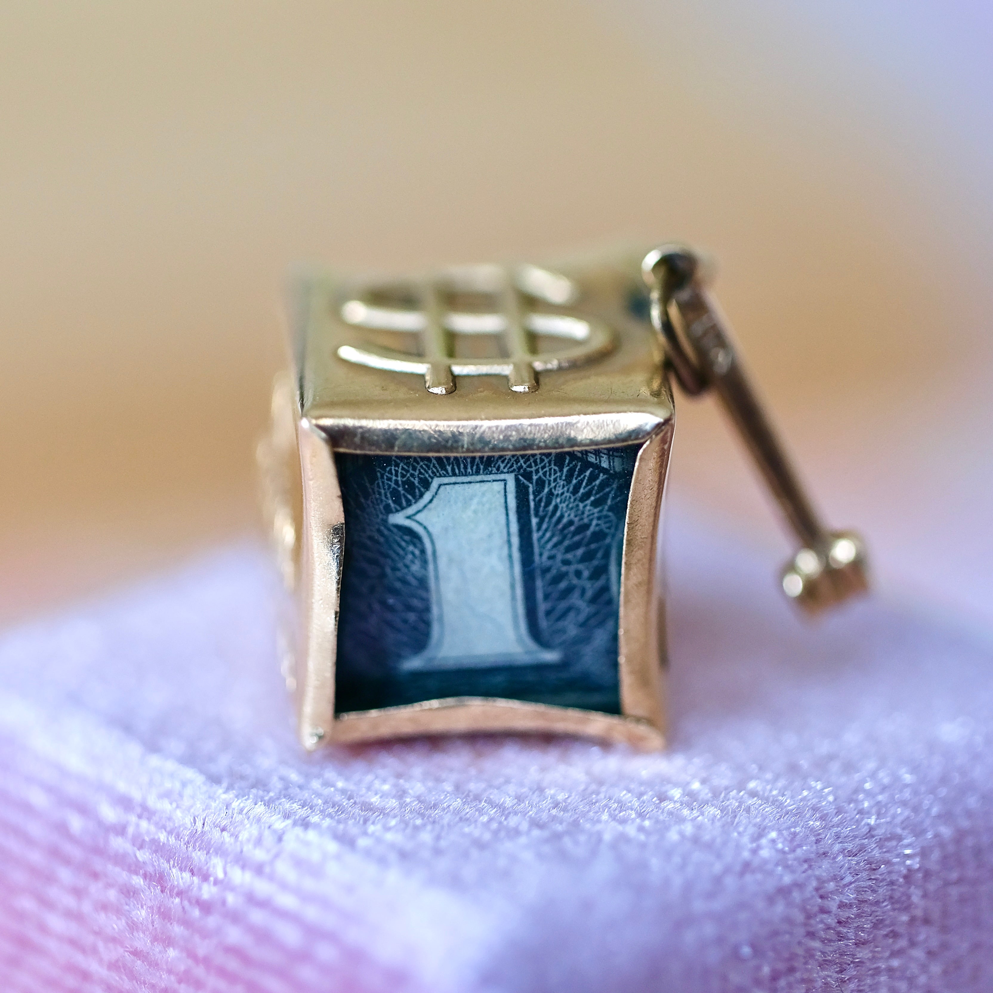 UNIQUE 14K Real Yellow Gold Mad Money Pendant/Charm "Emergency Money"