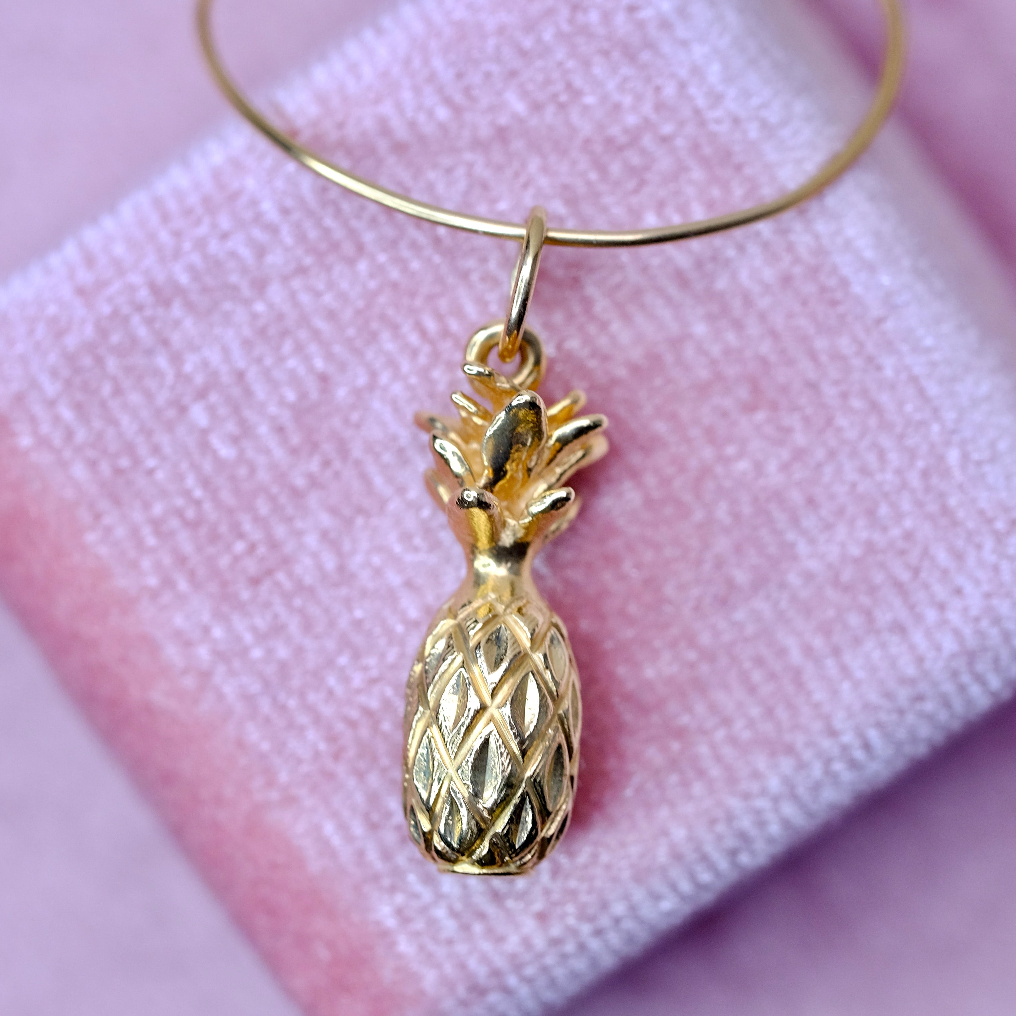14K Yellow Pineapple Pendant