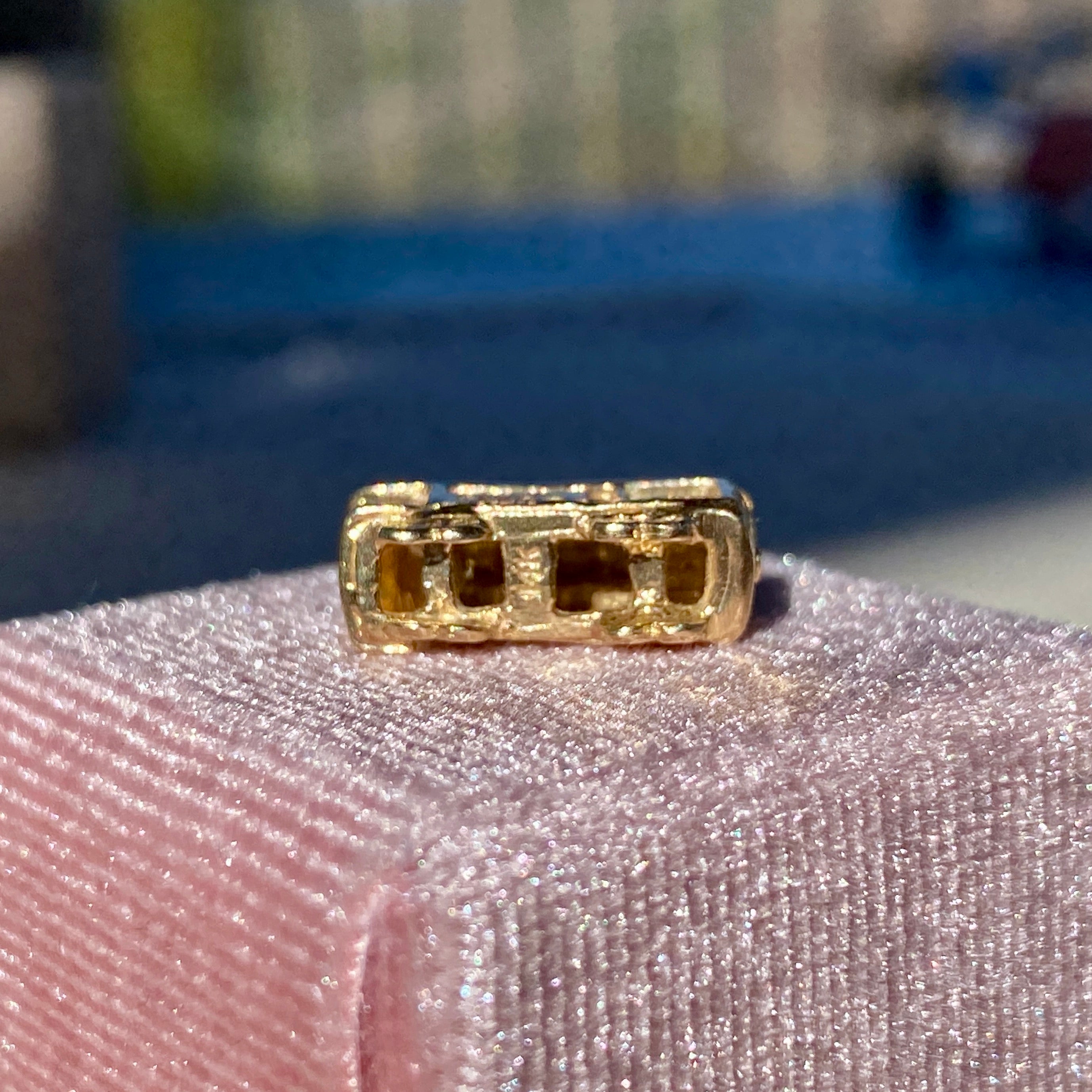 14K Yellow Gold 3D Cable Card Pendant