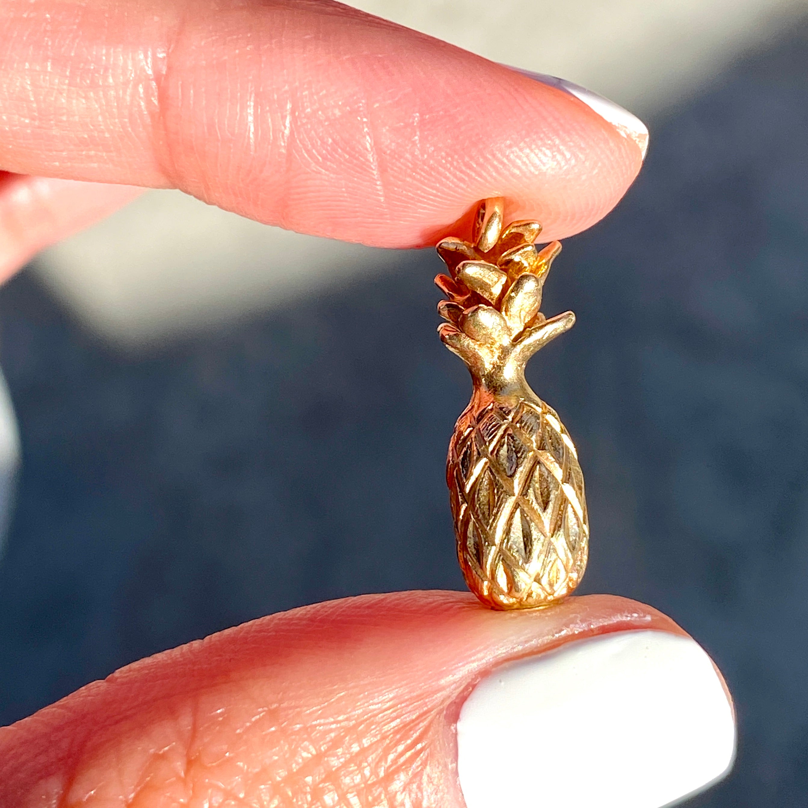 14K Yellow Pineapple Pendant
