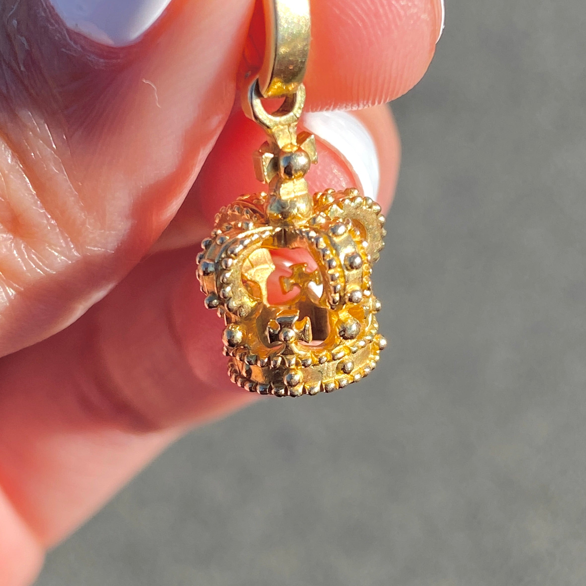 14KY IF & Co. King's Crown Pendant